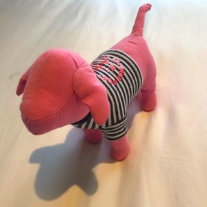 PINK Collectors Dog Port Au Pink
